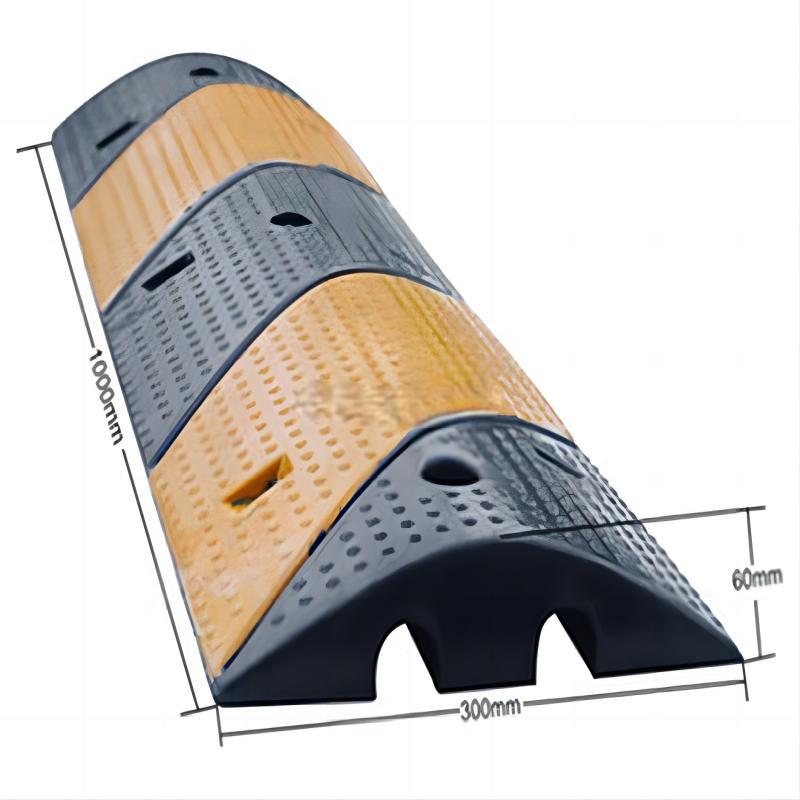 Weatherproof Rubber Speed Bump Ramp Weatherproof Rubber Speed Bump Ramp